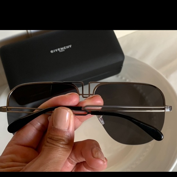 Givenchy aviator sunglasses - Picture 7 of 8